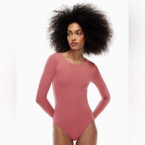 Aritzia Babaton Contour Crew Long Sleeve Bodysuit